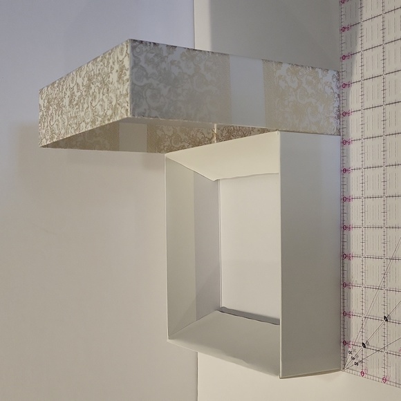 Dior Gift Box - Picture 5 of 6